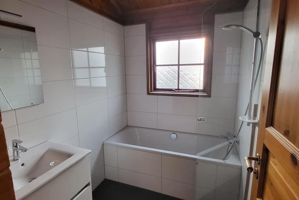 Sauna Bungalow Uppsala Gramsbergen Luaran gambar