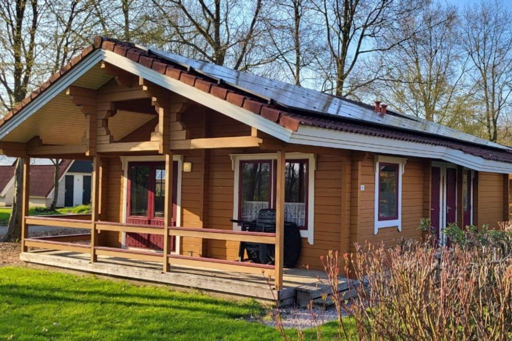 Sauna Bungalow Uppsala Gramsbergen Luaran gambar
